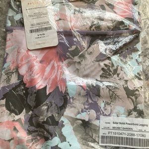 Fabletics Salar Solid Powerhold Legging
